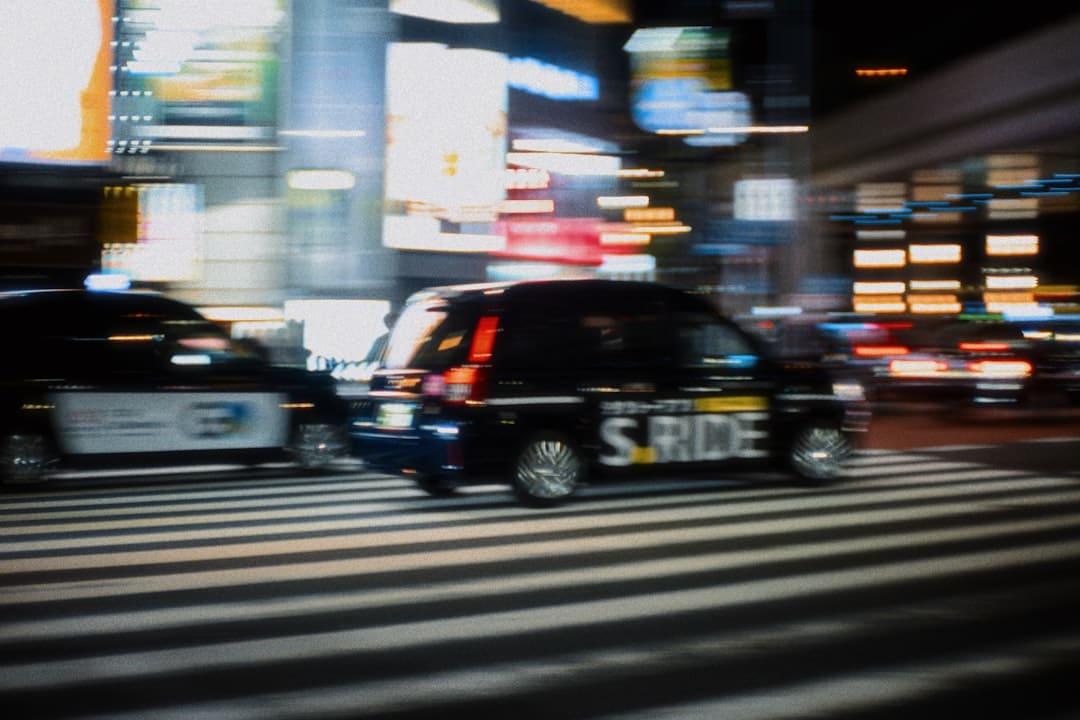 芳华逐光,大路同行!十集大型电视专题片《大路同行——校史里的我国》即将在总台科教频道播出